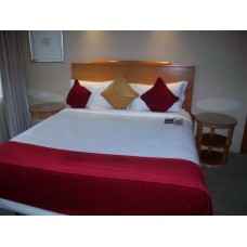 Maple Bedroom Furniture Set 