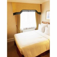 4**** Birdseye Maple Bedroom Set 